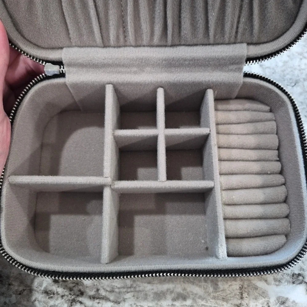 Helios Ranger Box Premium Travel Jewelry Box Nwot